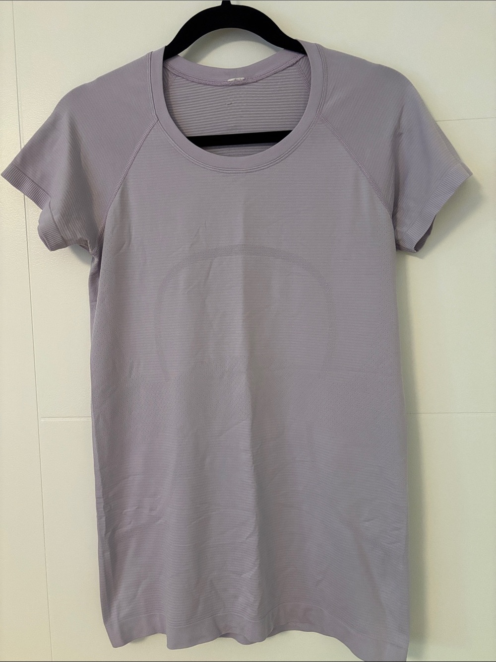 Lululemon Women's Lavender Short-Sleeve Performance Tee